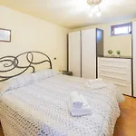 펜션 A Ca Di Fratti By Interhome 카사르자리구레